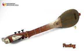 Jenis alat musik ini mempunyai 4 macam nada dan masyarakat biasa menyebutnya sebagai penalaan. 50 Nama Alat Musik Tradisional Indonesia Beserta Daerah Asalnya Ilmuseni Com