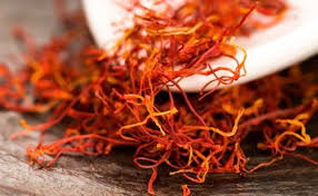 use saffron for perfect glowing skin in