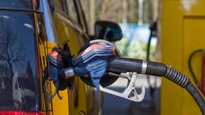 Da dann rohöl knapp wird, steigen die preise für heizöl. Benzinpreise Gunstiger Tanken Per App Ndr De Ratgeber Verbraucher