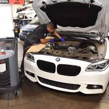 Auto service experts auto air conditioner diagnostic includes hooking your vehicle up to the latest ac machine and computer scanners. Why Is My Car Air Conditioning Not Cold 6 Reasons Why Autoaid