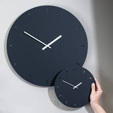 Too Designs Minimal Clock Black 2