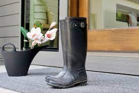 To Clean Wellies Or Rubber Boots Inside