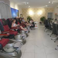 nail salons in sunshine coast