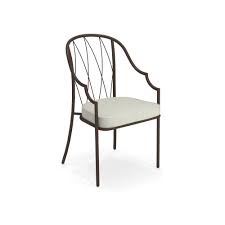 Round is a collection defined by its search for structural balance and soft lines, an interpretation of outdoor space that conveys stylistic but essential refinement. Garden Tall Back Armchair Outside In Steel Collection Como