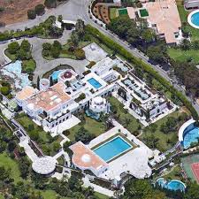 That's where john fredriksen, a norwegian shipping magnate worth $13.2 billion, manages the i always tell john that when everything goes to hell, he can have a house in california and eat salmon. El Jasminoor In Marbella Spain Google Maps 2