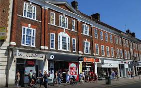 retail properties to in warlingham