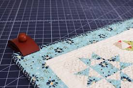 simple quilt hanging ideas tips