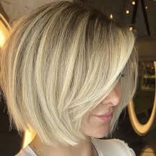 Der micro bob von stefanie giesinger. 55 Neue Bob Frisuren Mittellang Tren In 2020 Chic Haircut Hair Styles Blonde Haircuts