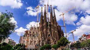 サグラダファミリアはバルセロナにある未完成の世界遺産！歴史や見どころなど解説 | NEWT（ニュート）