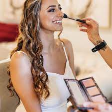 top 10 best freelance makeup artist