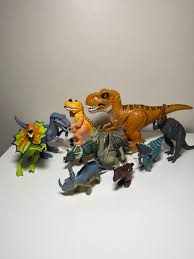 dinosaur toy figure lot of 10 hard