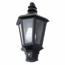perry outdoor traditional half lantern