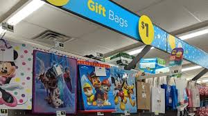 Follow me around as i walk around my local dollar general and find cute home decor, beauty + random bits. Dollar General Moves Into Home Decor And Party Supplies Dollar General Has A New Strategy To Win Wealthier Shoppers