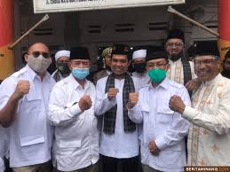 Dua nama tersebut adalah nasrul abit dan mulyadi. Sosok Nasrul Abit Calon Gubernur Partai Pemenang Pemilu Di Sumatera Barat Berita Minang