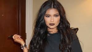 kylie jenner s go to matte makeup look