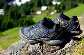 Best Lightweight Hiking Shoes 2018 2019 The Travel Gears