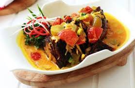 Berikut resep gulai kepala ikan kakap ala restoran padang yang lezat dan enak. Resep Gulai Ikan Asap Yang Lezat Dan Gurih Portalmadura Com