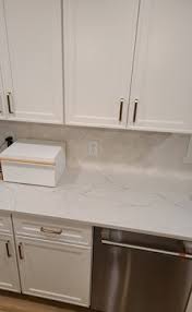 quartz to go with my alabaster cabinets