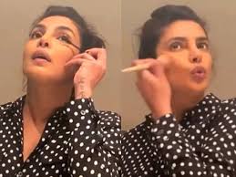 priyanka chopra does her makeup with