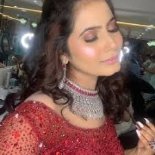 top celebrity makeup artists in mumbai