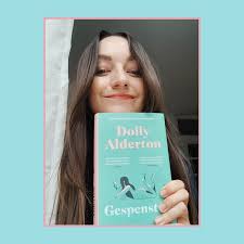 She changed her name to dolly in her teens and grew up in stanmore. Ghosting Und Andere Dating Launen Warum Ich Dolly Aldertons Buch Gespenster Mit Jeder Faser Gefuhlt Habe Amazed