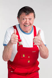 Chabelo has participated in more than thirty motion pictures and recorded more than thirty musical albums. De Cancelar En Famila Con Chabelo Que Pasaria Con Xavier Lopez Zeleb Mx