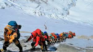 And, over the years, the bodies of those seasoned sherpas who perished in accidents or climbers who succumbed to the cold and altitude have testified to just how dangerous it. How One Of The Deadliest Seasons On Mount Everest Unfolded Leading To 11 Deaths Abc News