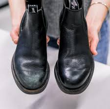 4 how often how often i should polish my shoes? Before And After Easy Boot Polishing Using The Ultimate Quality Saphir Medailledor Products Shoecare Shoepolish How To Make Shoes Boots Me Too Shoes