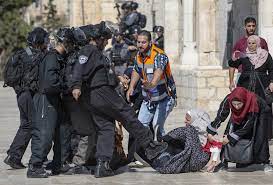 مفتاح - دراسة: أثر الاحتلال الإسرائيلي على أمن النساء في القدس المحتلة
