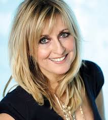 Fiona Phillips - article-1255408-088A1BF6000005DC-723_468x519