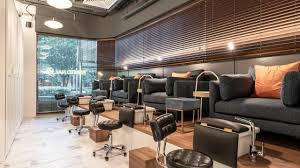 salons for acrylic nails in singapore