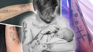 In the first of two programmes about body modifications, helen explores the body as a canvas and tattoos as an art form. Louis Tomlinson Tattoos And Meanings From His Giant Chest Ink To His Number 28 Tat Capital
