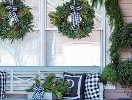 To Hang Wreaths On Windows