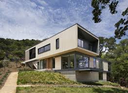 Modern House On A Hill Design Concepts