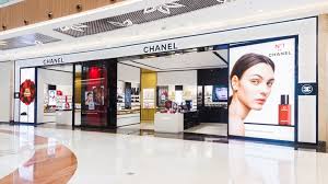 beauty boutique with chanel prive