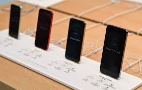 Mobile abyss devices iphone 12 pro max. Iphone 13 Apple Leak Spricht Von Energieeffizientem Display Auto Und Technik Gq