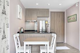 Visualizza altre idee su arredamento, arredo interni cucina, design rustico da cucina. Tinello Cos E E Come Si Arreda Al Meglio Man Casa