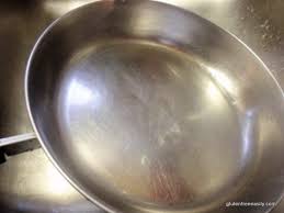 secret to easily cleaning pots and pans