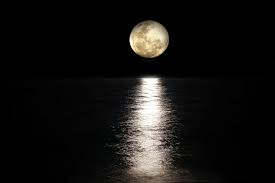 Pleine Lune Aout 2022 - ⇒ Calendrier des PLEINES LUNES en 2022 ≡ Dates et Horaires de toutes les  Pleines Lunes 2022 & 2023
