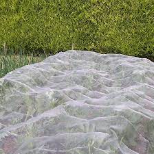 rolls of insect mesh netting veggiesh