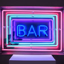 bespoke neon signs and prop hire