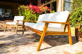 Why Teak Wood Is The Best Patio Choice