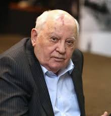Бывший президент ссср михаил горбачев призвал страны объединиться и бороться с пандемией коронавируса без политических игр и интриг. Gorbachev Dlya Rossii Aktualen Vopros Smeny Putina
