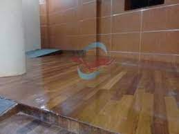 Lantai kayu adalah kepingan kayu utuh yang dipasangkan satu sama lain menggunakan skrup. Project Pemasangan Lantai Kayu Auditorium Ipb Bogor Rajawali Parquet