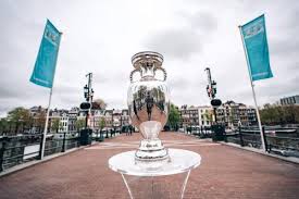 Vakantiebaantje josé mourinho tijdens ek voetbal. Officiele Beker Uefa Euro 2020 In Nederland Vrije Tijd Amsterdam