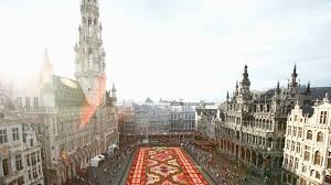 giant flower carpet to take over