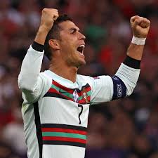 But now that real madrid is courting him and the player is interested, what shirt will ronaldo be wearing come. Manchester United Fans Say The Same Thing As Cristiano Ronaldo Breaks Two Records In Euro 2020 Win Manchester Evening News