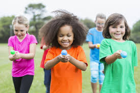 15 indoor and outdoor relay races for kids
