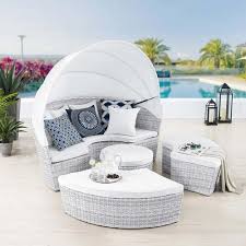 Round Wicker Outdoor Daybed