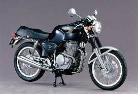 25万円で始めるオシャレなバイクライフ ホンダgb400は35年経った今再評価されている名車 motorz モーターズ クルマ バイクをもっと楽しくするメディア ホンダ カフェレーサースタイル 名車